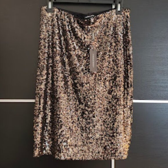 NWT Cable and Gauge sequin skirt, size M - make an offer - Picture 1 of 3